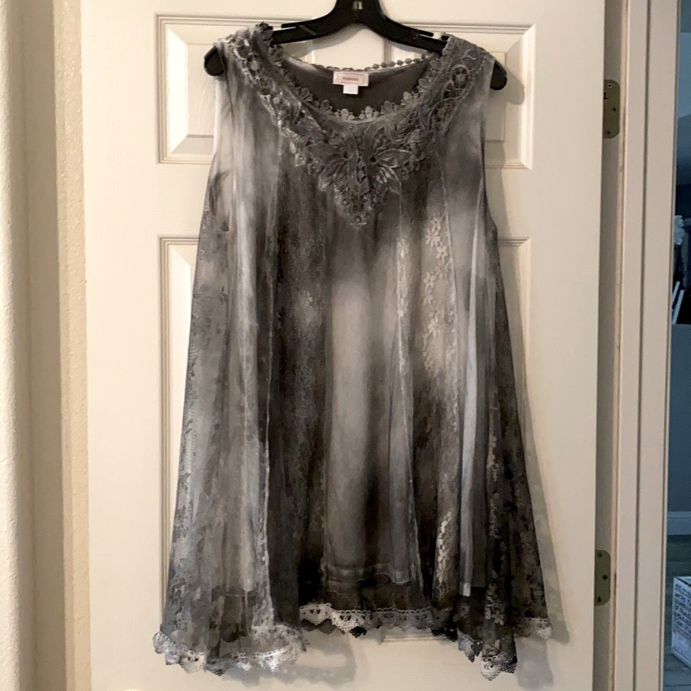 Kamana Lg. Blouse NWOT